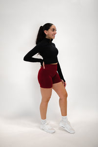 CHERRY 5' scrunch shorts