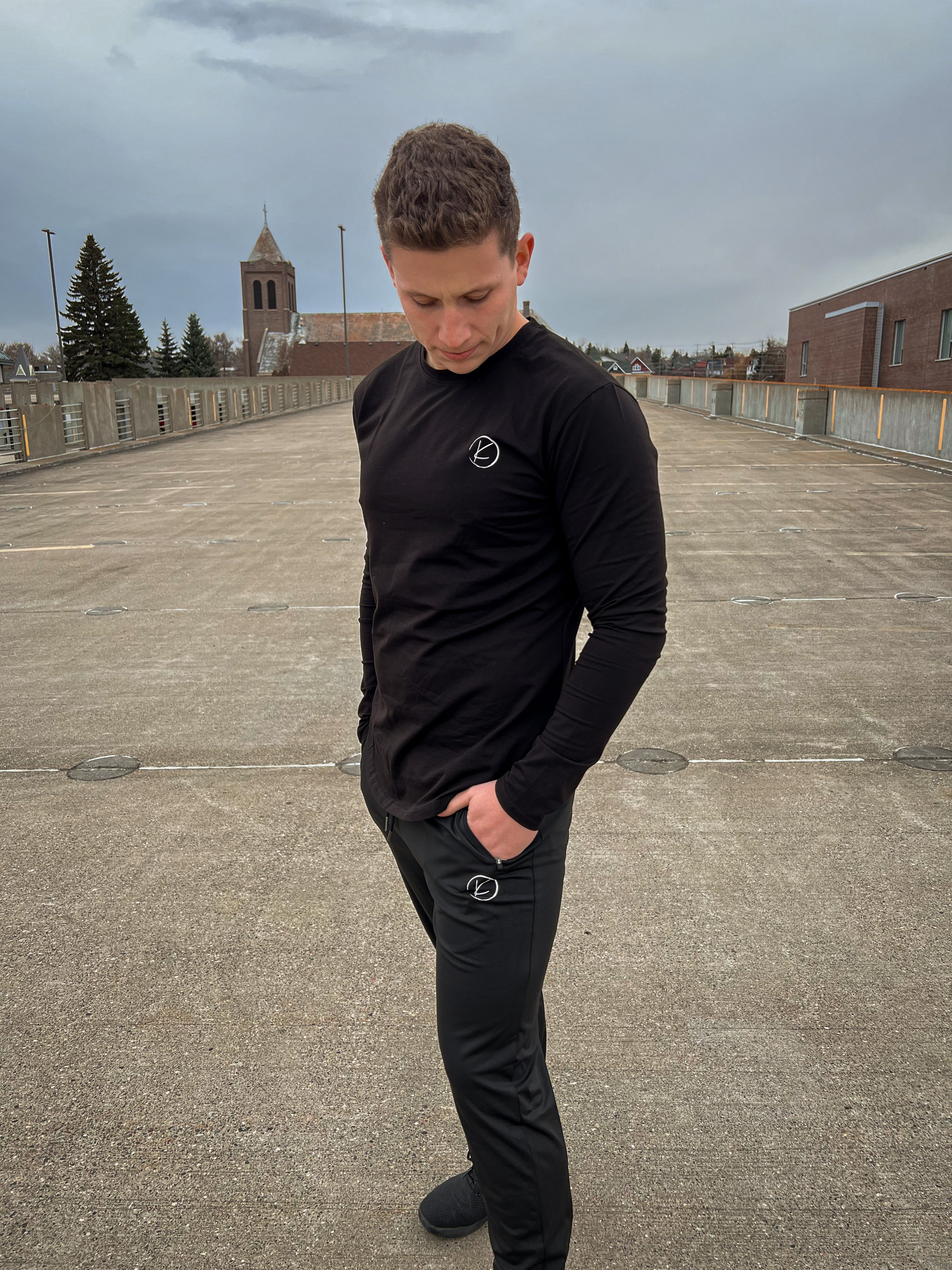 ABYSS intrepid long sleeve